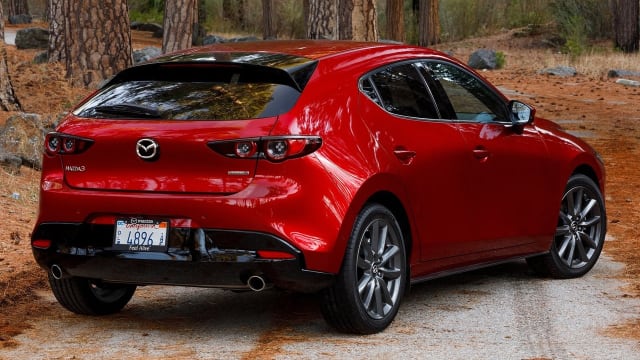  Mazda3