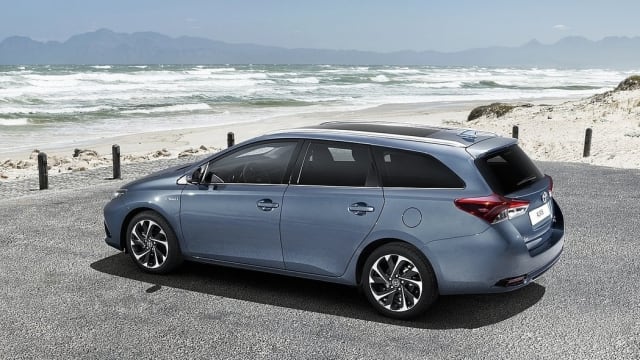  Auris Touring Sports