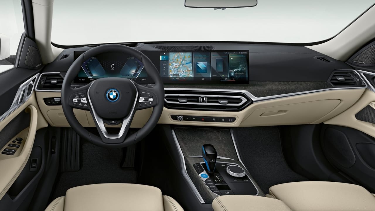 BMW i4