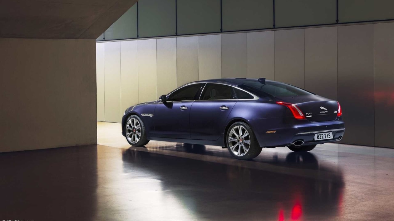 Jaguar XJ