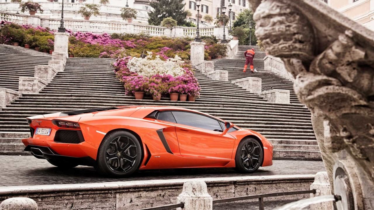  Aventador