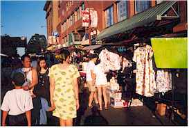 Stalls on Keefer Street in Vancouver's
Chinatown