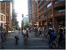 Notice the "corkers"
on the left ensuring intersections are safe for cyclists