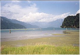 Pitt Lake is the largest fresh water tidal lake in North America.  An hour later, the sandbars in the foreground were gone