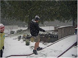 Mini-golf: we started with sunshine, and finished with snow