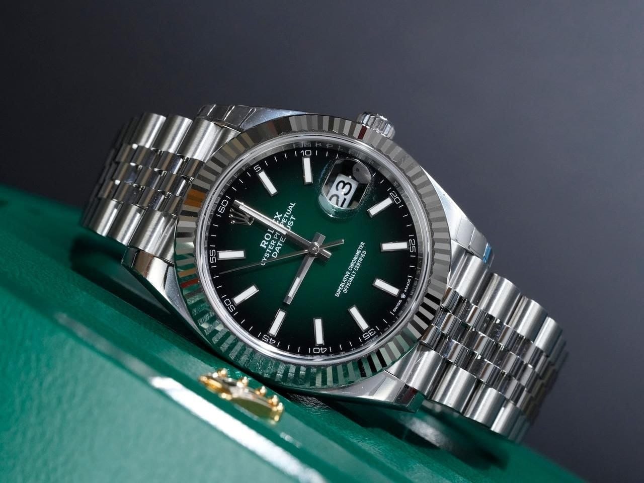 Rolex Datejust 41 Ombre Green