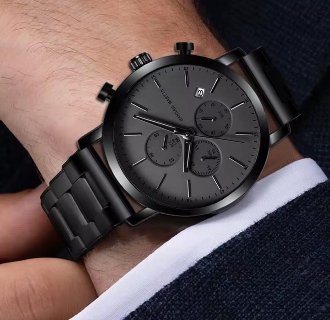 HANNAH MARTIN CHRONOGRAPH GENTS WATCH 109G 