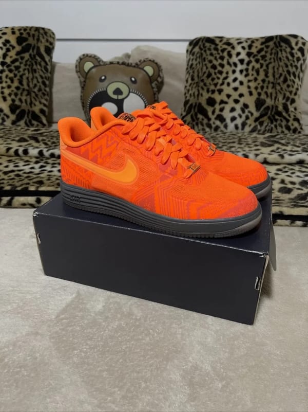 size11- Nike lunar sforce 1