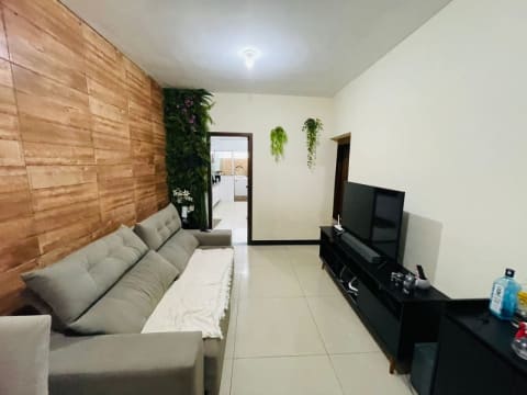 Casa individual 3 quartos, 1 suíte, terraço e área de churrasco, Santa Amélia