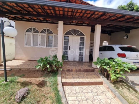 Casa 4 quartos Santa Amélia 280m² 12 vagas lote 560m²