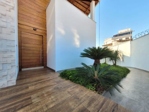 Casa 3 quartos Santa Amélia 250m² 4 vagas Espaço Gourmet