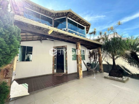 Casa 4 quartos Parque Xangrilá Contagem 375m² 8 vagas