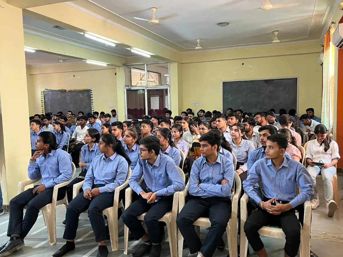 AIR-CONDITIONED SEMINAR HALLS & AUDITORIUM view 3