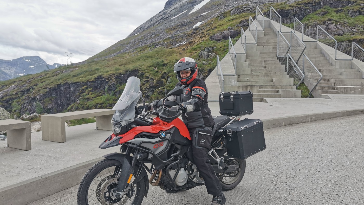 motorsykkel på fjellet