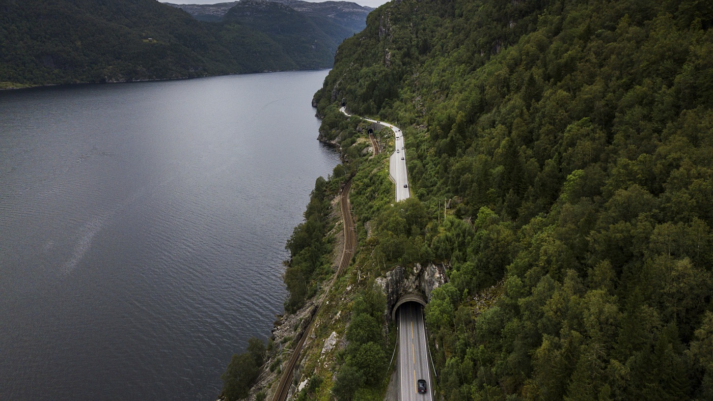 E16 Arna-Voss