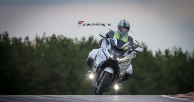 Motorsyklist på førerutviklingskurs