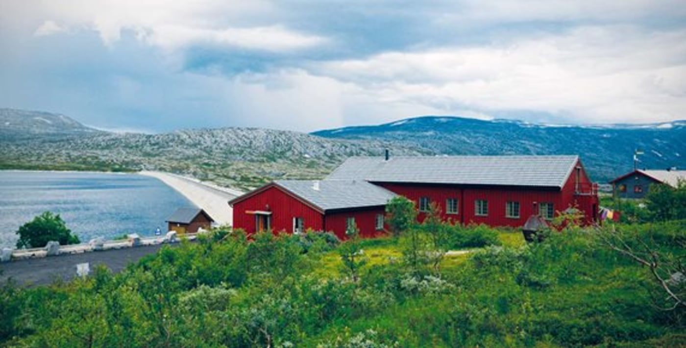 Turistforeningens hytter ved Aursjøen. 