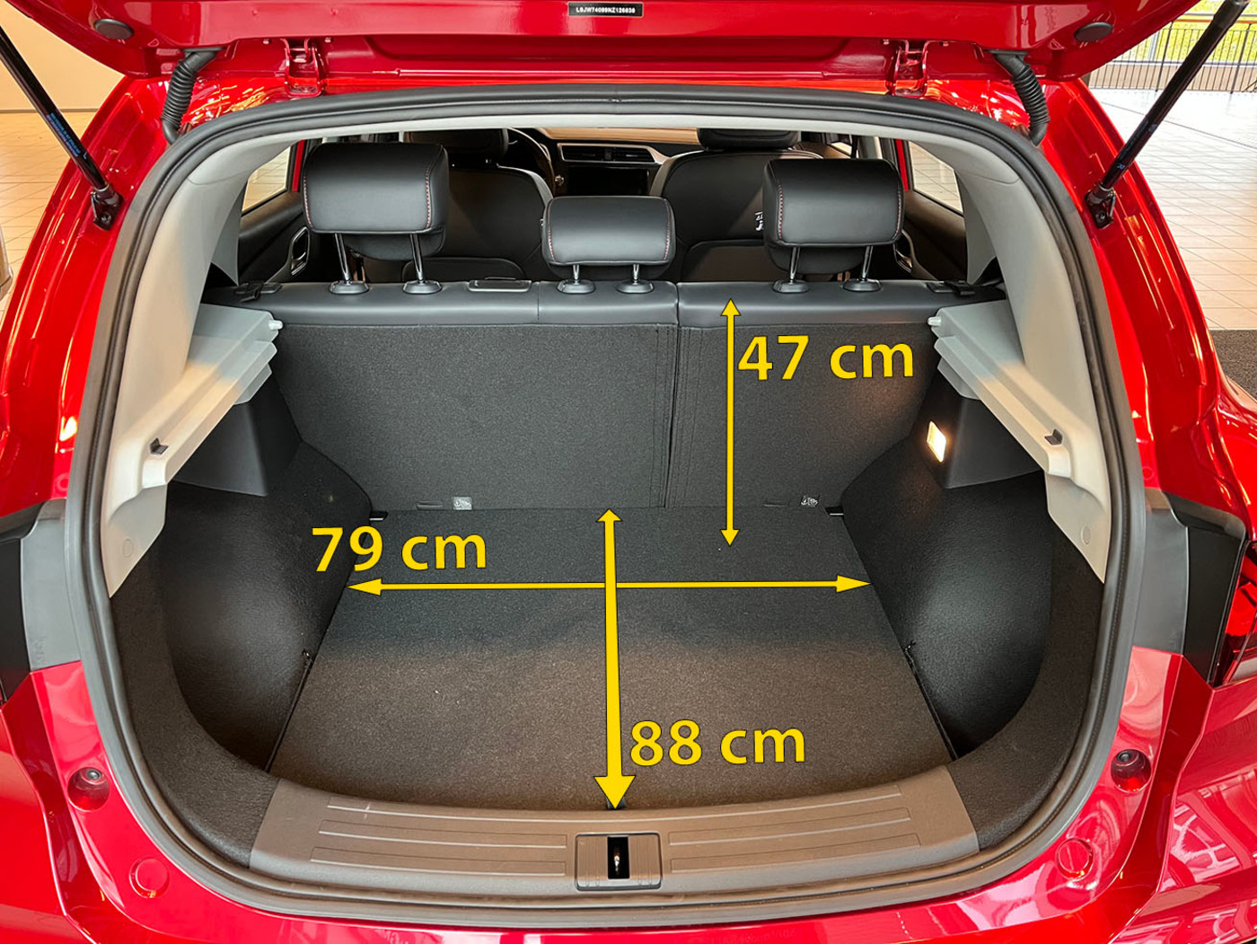 Bagasjerommet i MG ZS EV.