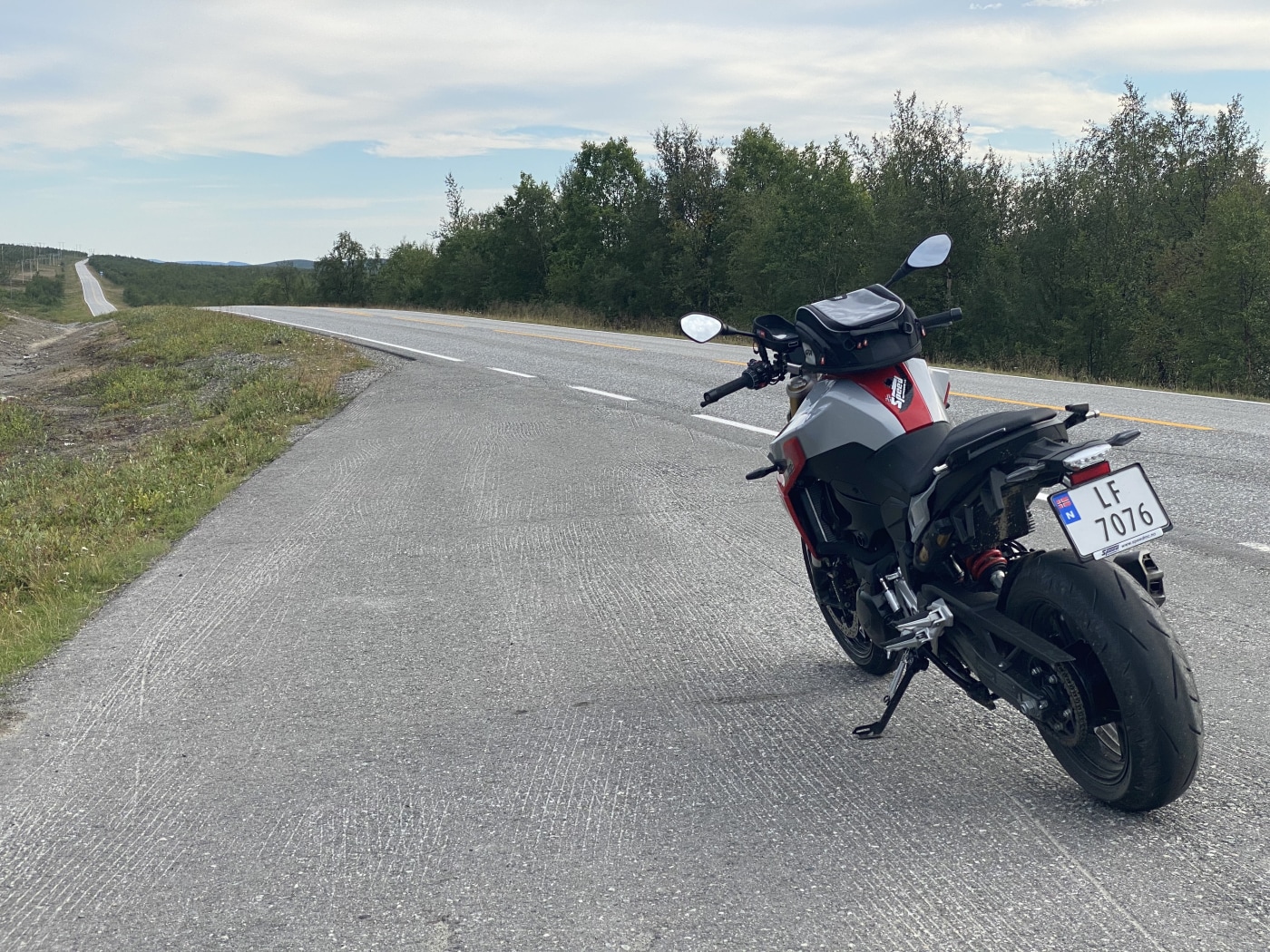 E45 er strake veien mellom Kautokeino og Alta, men
pass opp for reinsdyr