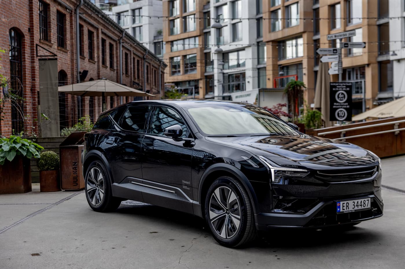 Grå Polestar 3