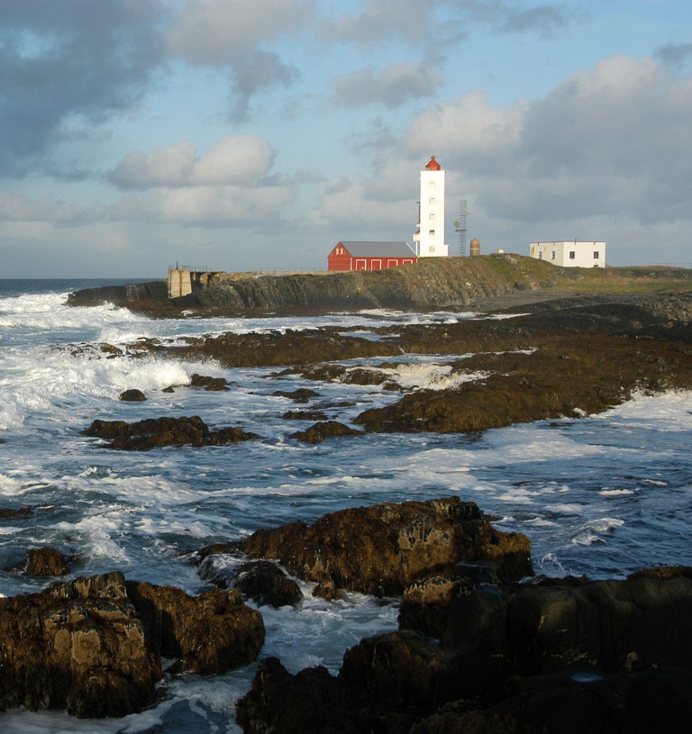 Fyr ved havet