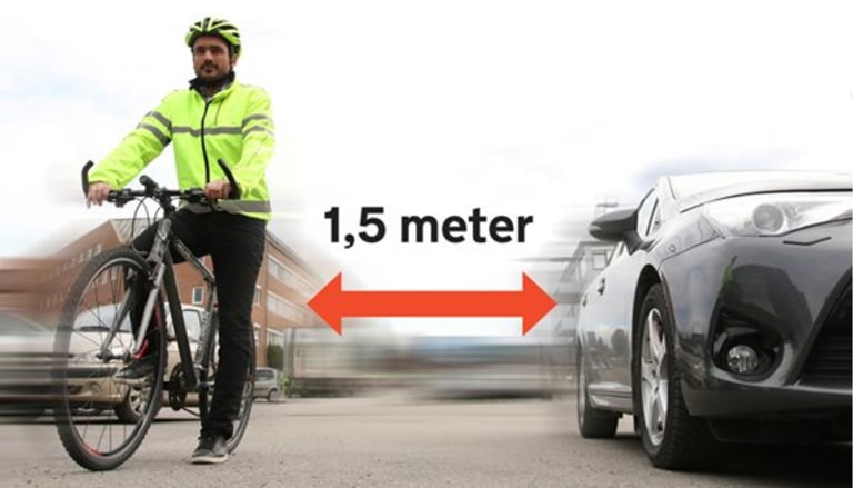 Avstand mellom bil og sykkel på veien
