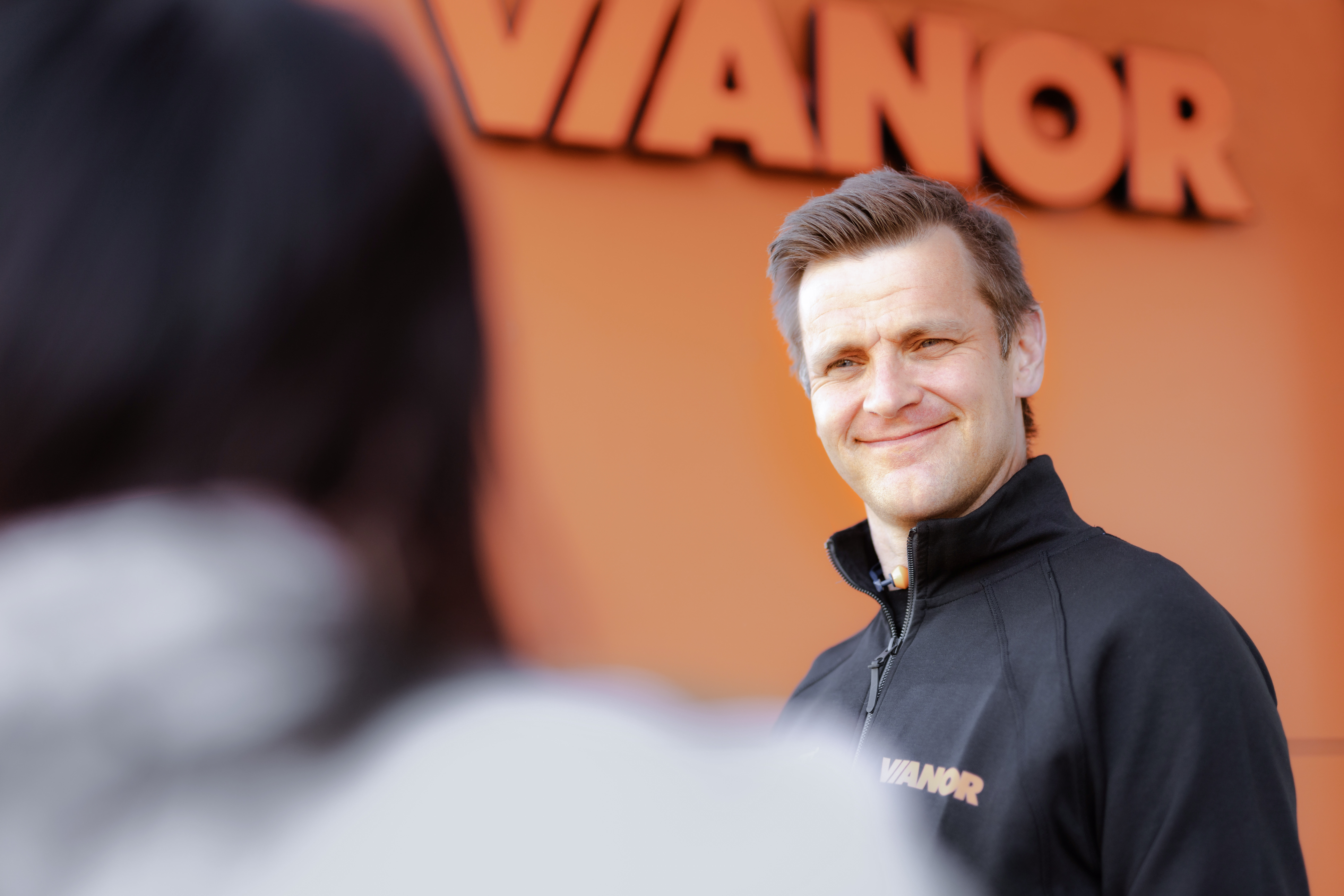 Bilde av en ansatt hos Vianor 