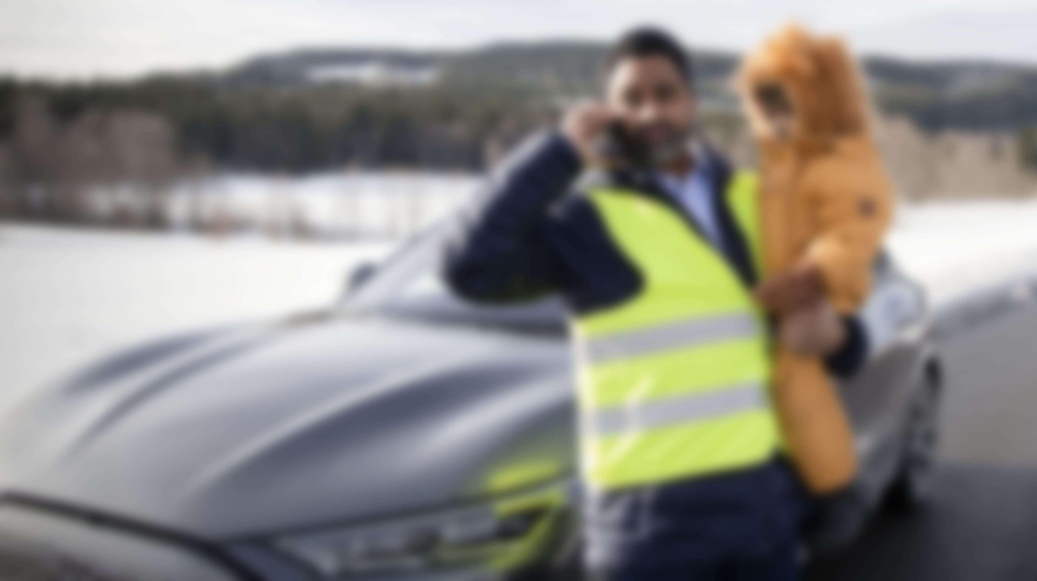 Medlem ringer etter veihjelp.