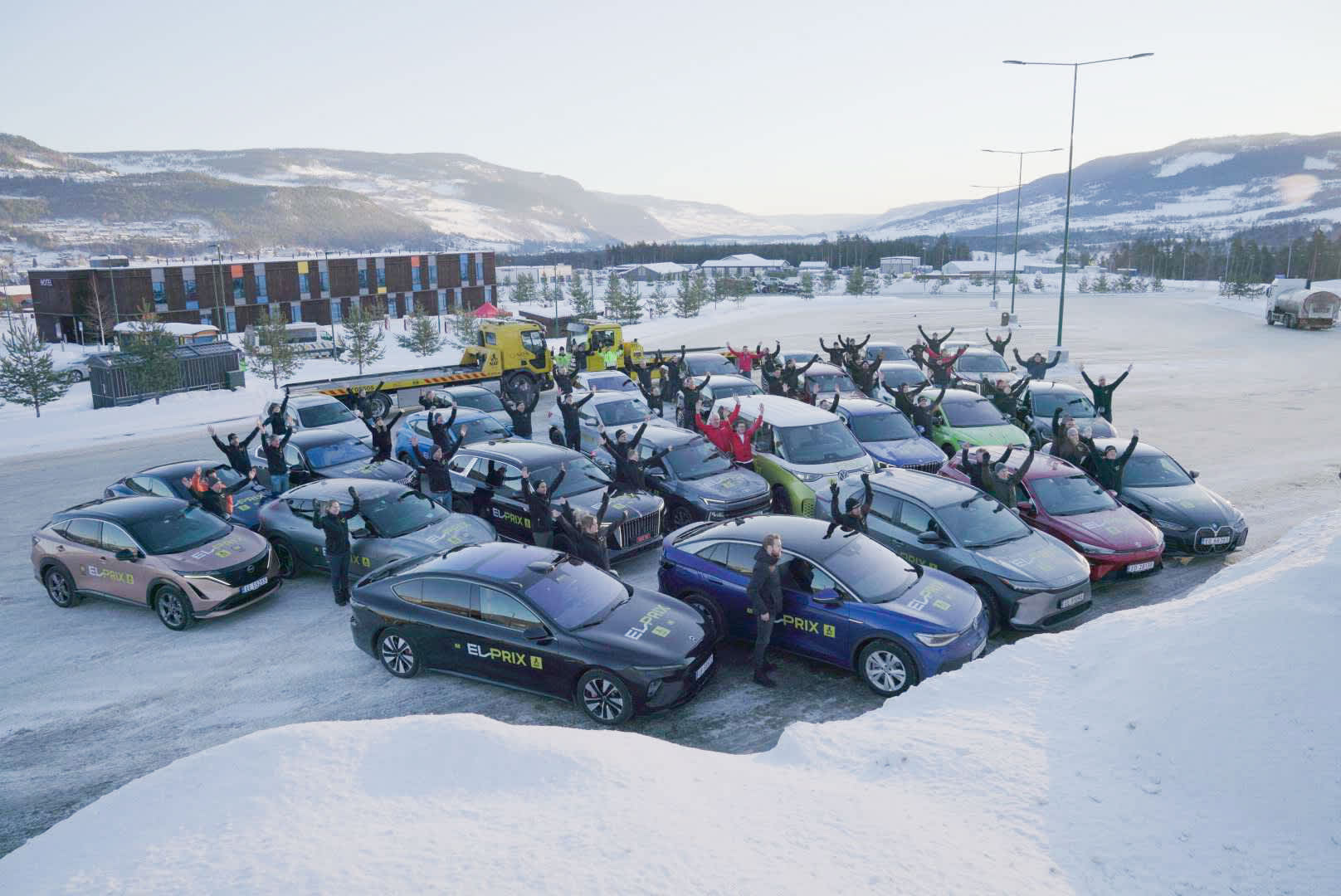 Samling biler og bilbergere