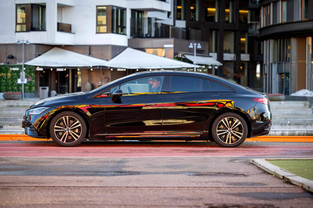 Mercedes-Benz EQE.