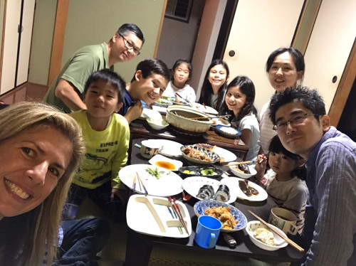 Gery from the US with family of six with four kids