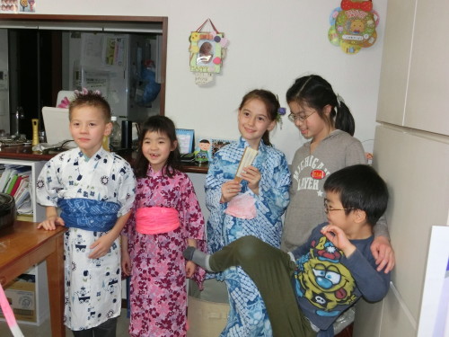 Nagomi Visit with young kids