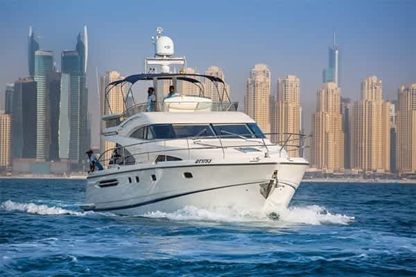65ft yacht hire dubai