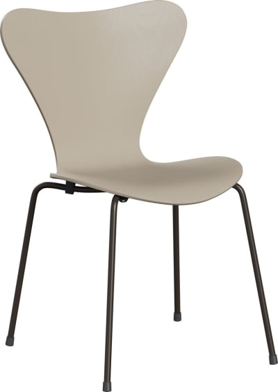 SERIES 7 của thương hiệu Fritz Hansen từ Đan Mạch