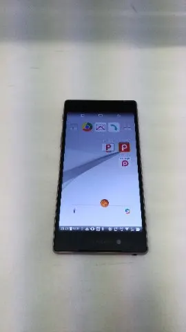 SIM フリードコモ　Xperia Z5 SO-01Hの画像（2）