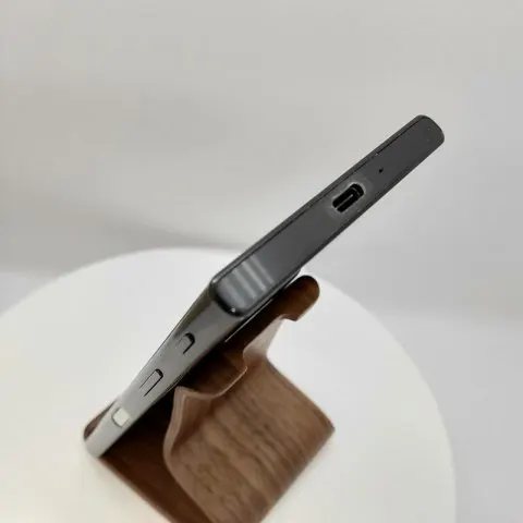 Xperia XZ docomo 358970070730058の画像（2）