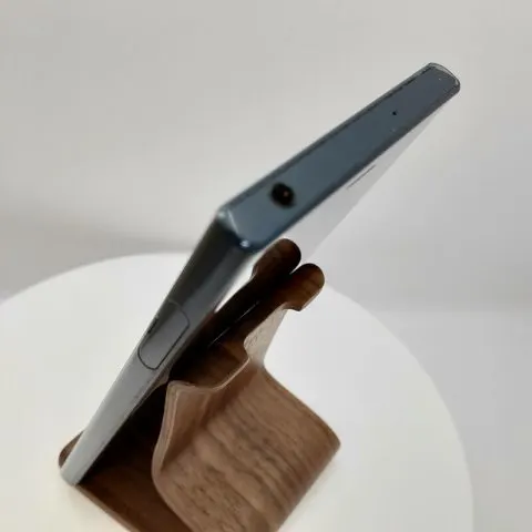 Xperia XZ au 352272086485231の画像（1）