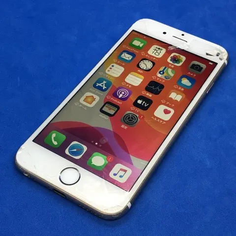 画面割れ iPhone6s 64GB docomo SIMロック解除済の画像（0）