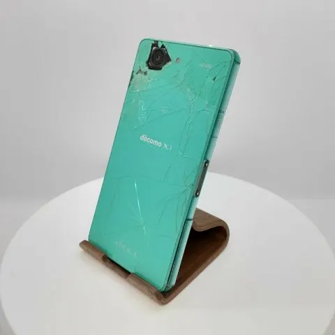 Xperia Z3 Compact docomo 357887062358915の画像（3）