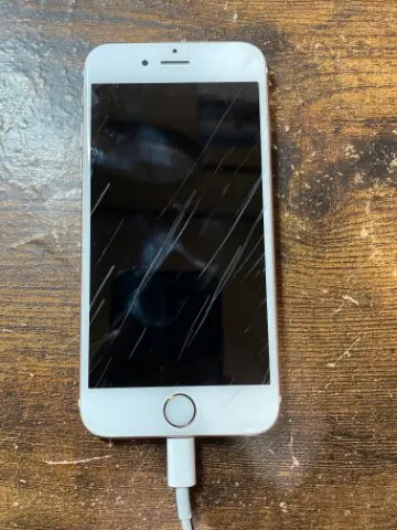iPhone6s 32GBの画像（0）