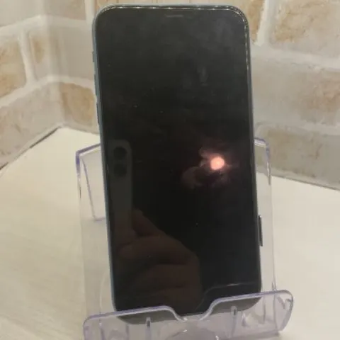 iPhone XR 256GB ブルーの画像（1）