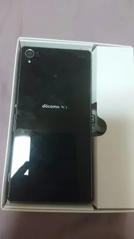 不思議なXperia Z3 ブラック SO-01G SOL26の画像（1）