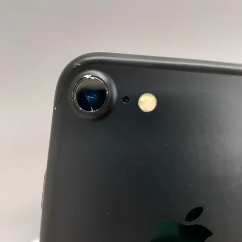 iPhone 7 32GB Softbank 355845084303980の画像（3）