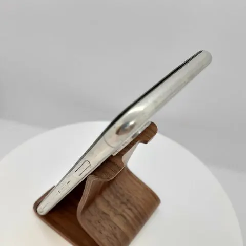 iPhone X 64GB au 356738084905723の画像（1）