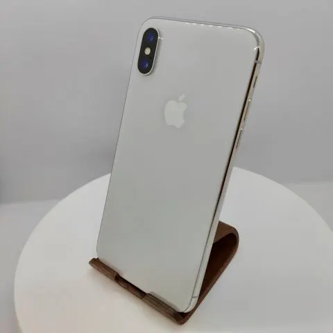iPhone X 64GB docomo 353020091435595の画像（3）
