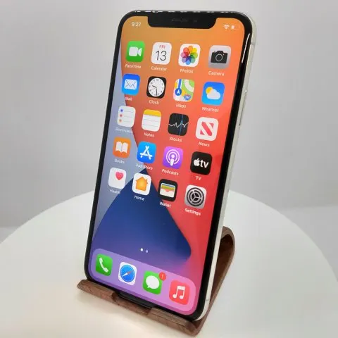iPhone X 64GB Softbank 353021091600063の画像（0）