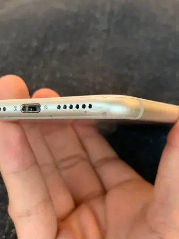 iPhone7 アクティベーションロックONの画像（1）