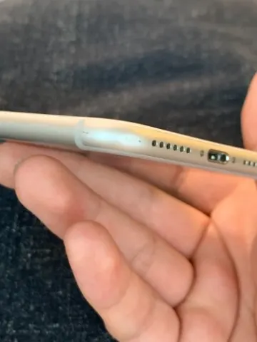 iPhone7 アクティベーションロックONの画像（2）