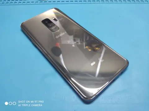 赤ロム　Galaxy S9+ SCV39の画像（1）