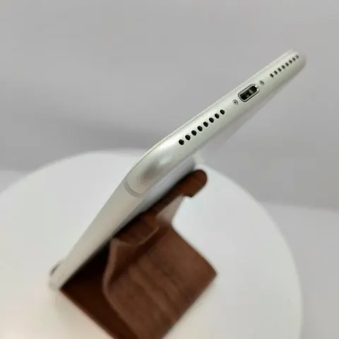 iPhone 7 Plus 128GB SIMフリー 359188074070491の画像（2）
